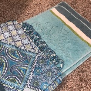 Blue and Green Paisley Bathroom Set